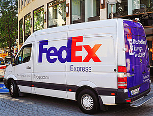 FedEx Express Lieferwagen