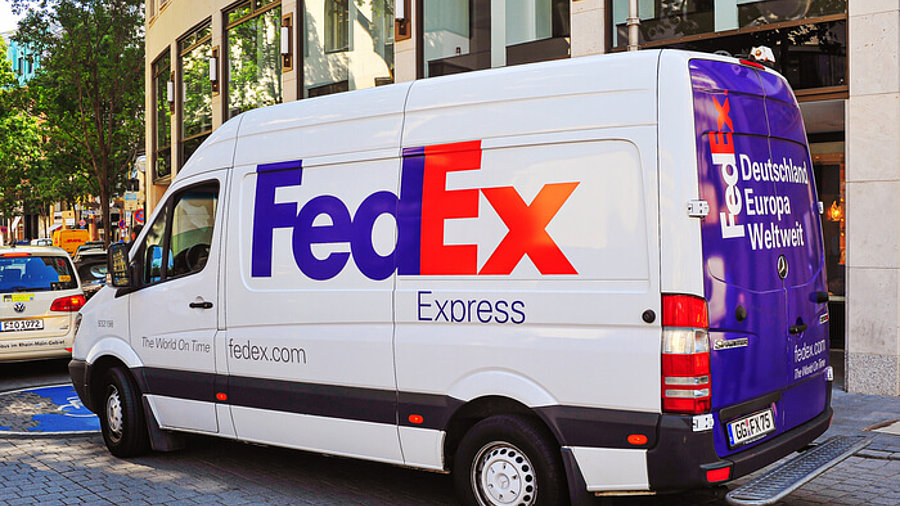 FedEx Express Lieferwagen