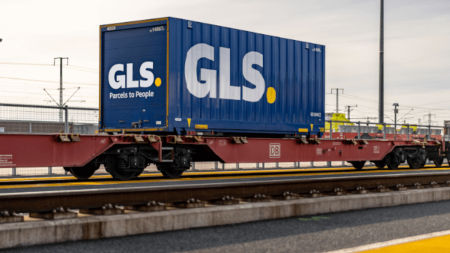 GLS Container auf Zug