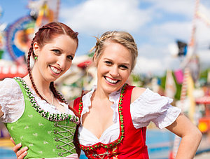 Frauen auf der Wiesn