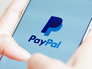 PayPal Logo auf einem Smartphone