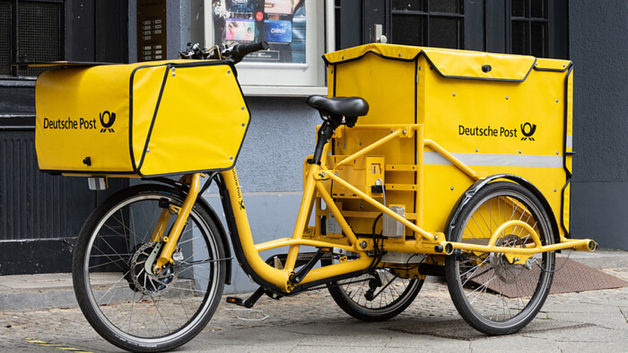 Zustellfahrrad der Deutschen Post 