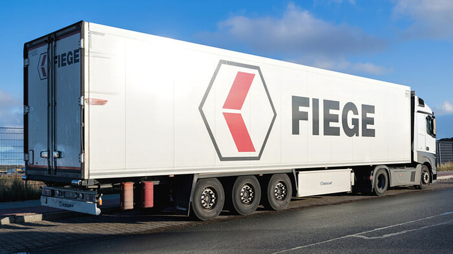 Lkw mit Fiege-Logo