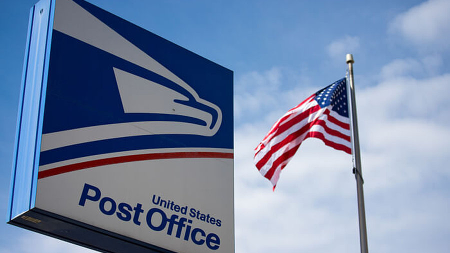 USPS Logo und US-Flagge