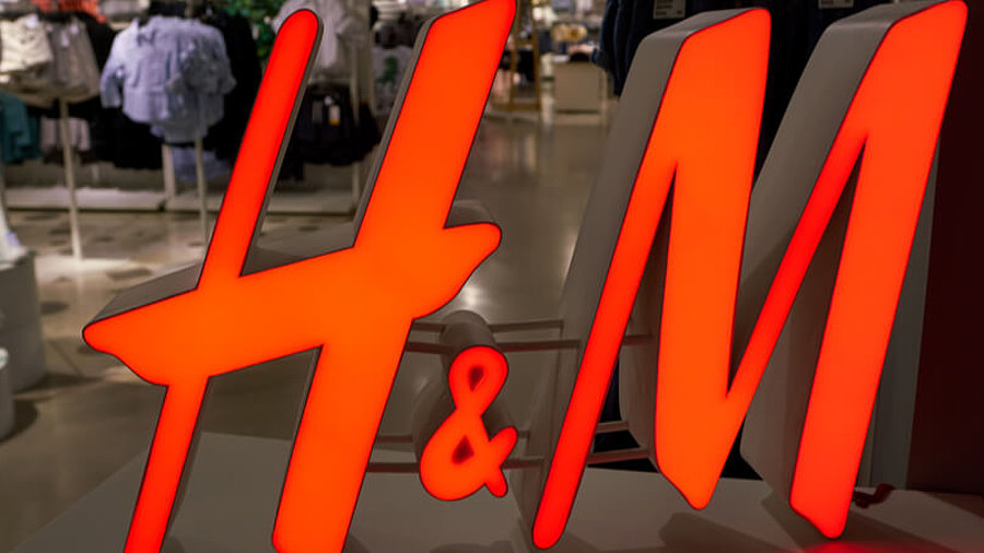 H&amp;M Logo in Filiale