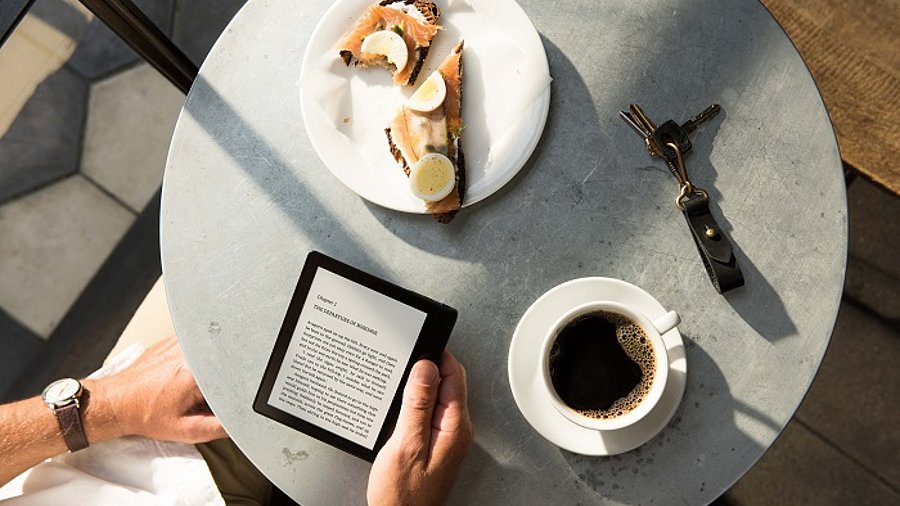 Kindle Oasis von Amazon im Einsatz