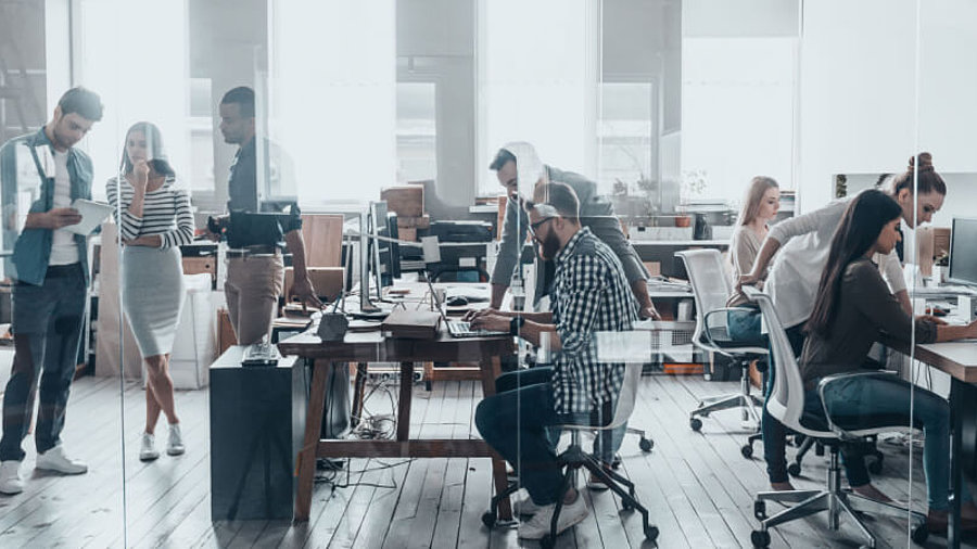 Menschen im B&uuml;ro