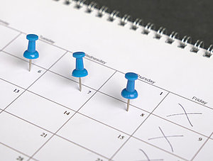 Kalender mit 4 Pins