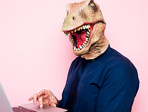 Dinosaurier am Laptop