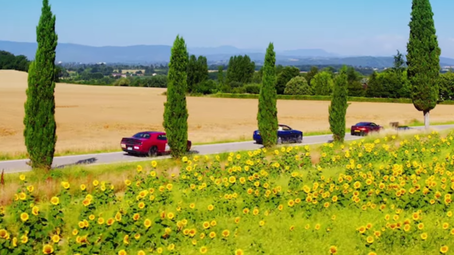 Drei Autos in Italien