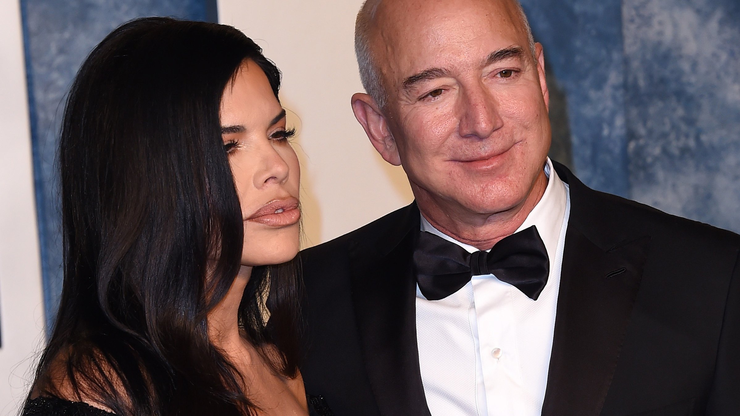 Amazon-Gründer Jeff Bezos mit seiner Partnerin Lauren Sanchez