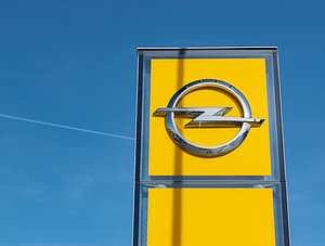 Opel Logo