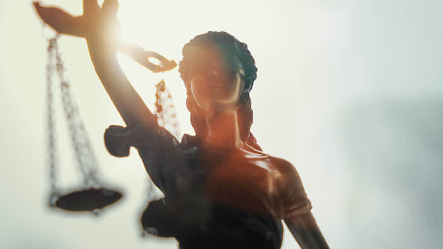 Vor Gericht: Justitia