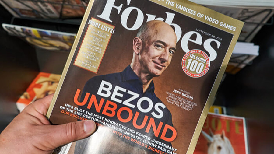 Amazon-Gründer Jeff Bezos auf dem Forbes Magazin