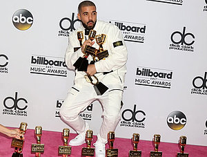 Drake mit Trophäen