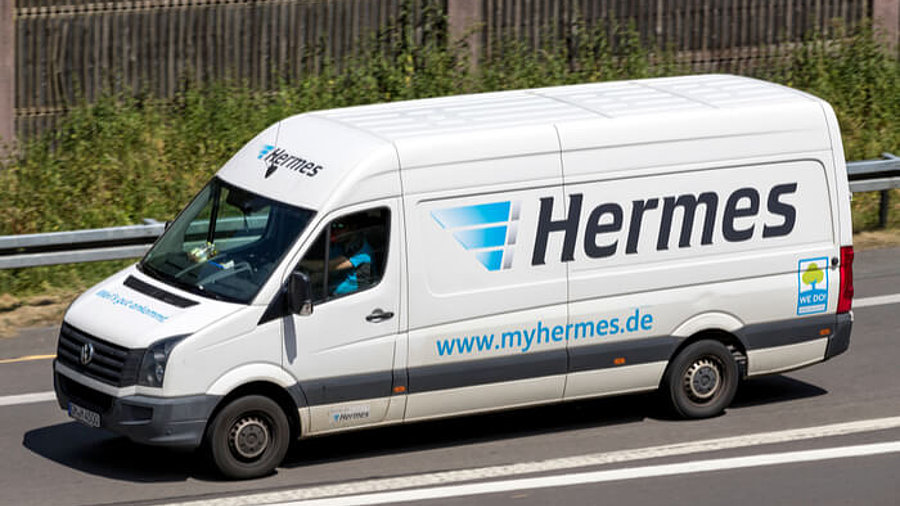 Hermes Zustellerfahrzeug