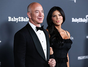 Amazon-Gründer Jeff Bezos mit seiner Verlobten Lauren Sanchez