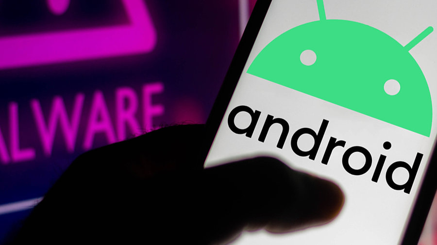 Smartphone mit Android und Malware-Alarm