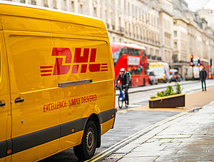 DHL Zustellerfahrzeug in London