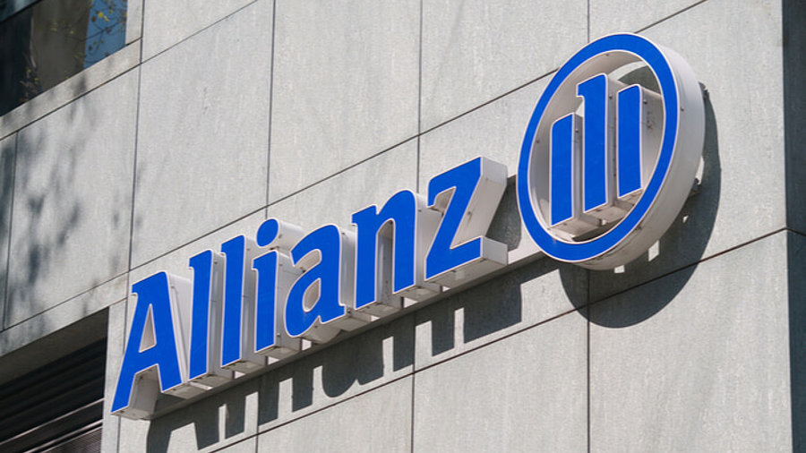 Allianz-Logo auf Gebäude