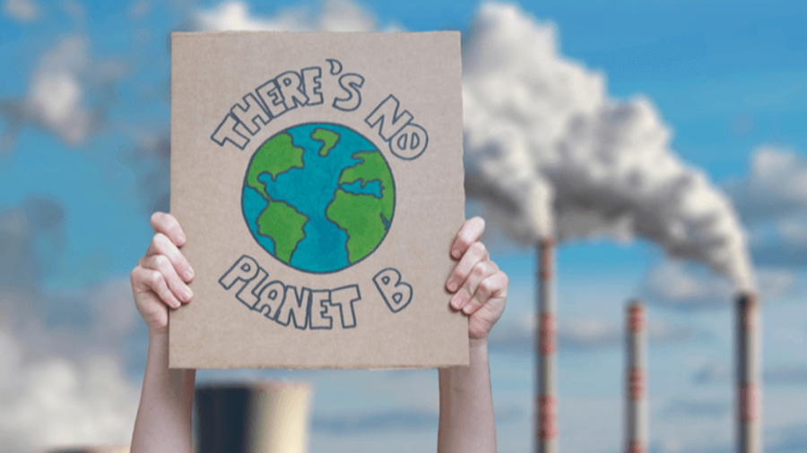 There is no planet b Schild vor Fabrik