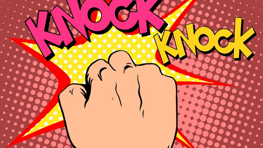 Das Bild zeigt eine Comic-Zeichnung im Pop-Art-Stil. In der Mitte des Bildes sieht man eine Hand, die an eine Tür klopft. Um die Hand herum sind die Wörter "Knock Knock" in großer, bunter Schrift dargestellt. Der Hintergrund besteht aus einem roten Punktmuster mit gelben und roten Sternen, die den Klang des Klopfens hervorheben.