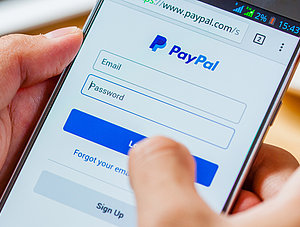 PayPal-Login auf einem Smartphone