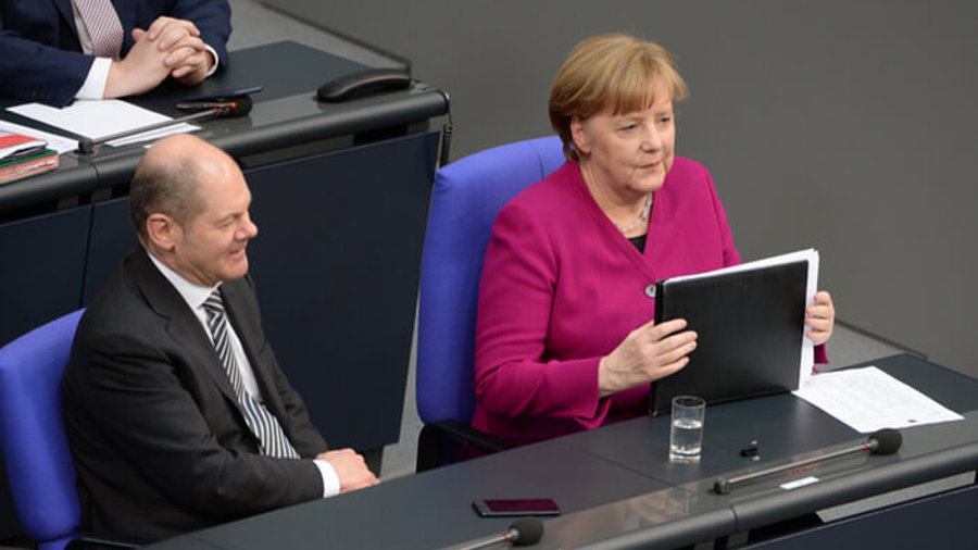 Angela Merkel und Olaf Scholz