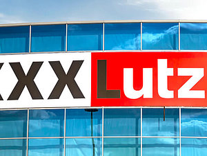 XXXLutz Fassade