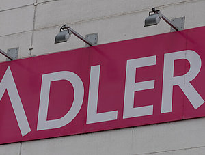 Adler Modemarkt Logo