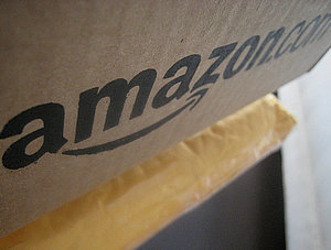 Amazon Paket: Smile! You've Got a Package from Amazon!