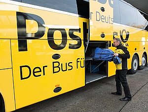 Die Deutsche Post setzt auf Fernbusse.