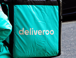 Fahrer des Essenslieferdienstes Deliveroo