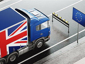 Brexit Konzept Lkw Schranke