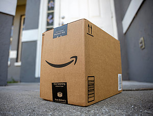 Paket des Online-Händlers Amazon