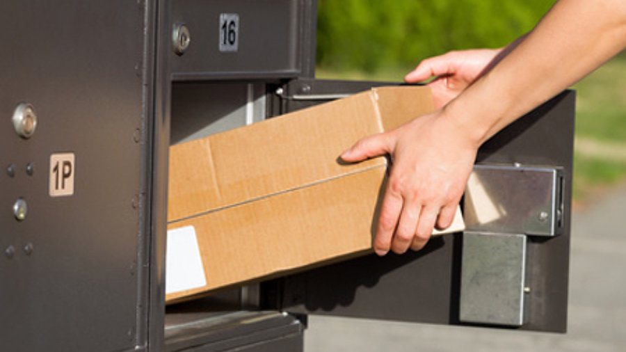 Paket im Briefkasten