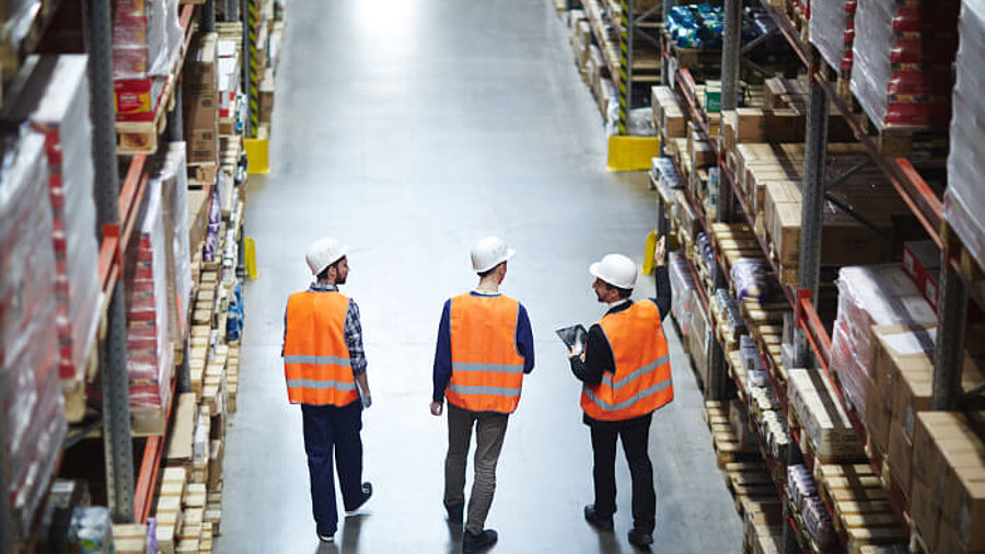 Mitarbeiter in der Logistik