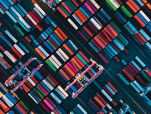 Container am Hafen, Vogelperspektive