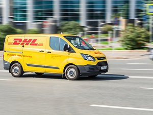 DHL Transporter