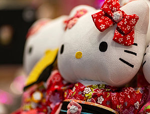 Kultfigur aus Japan: Kleine Katzenfigur Hello Kitty