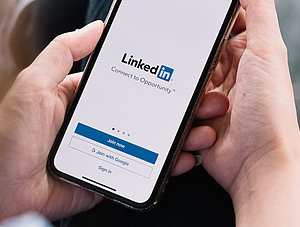 LinkedIn auf einem Smartphone