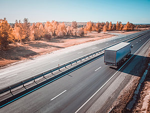 Lkw auf Straße