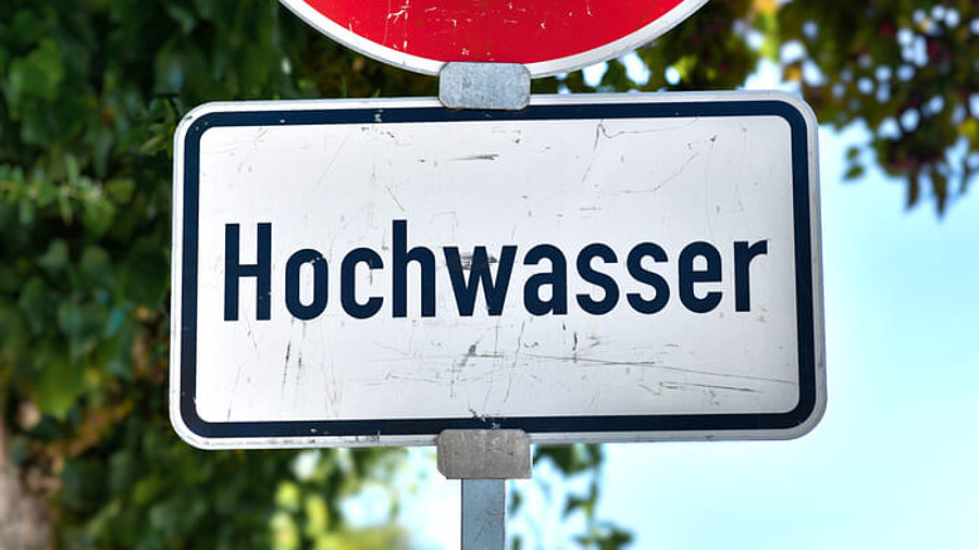 Hochwasser-Schild