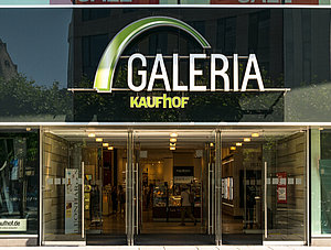 Eingang Filiale Galeria Kaufhof