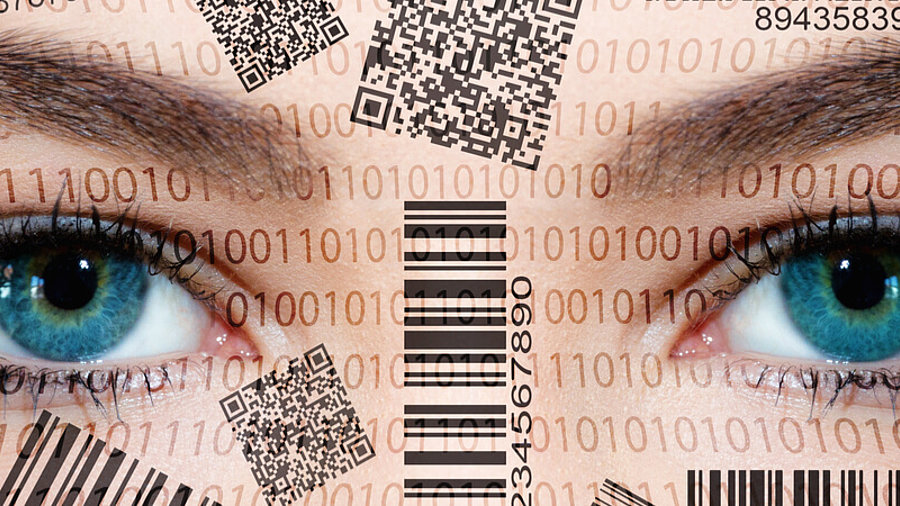 Augen mit Barcode und QR-Code