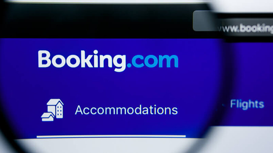Die Homepage von Booking.com unter der Lupe