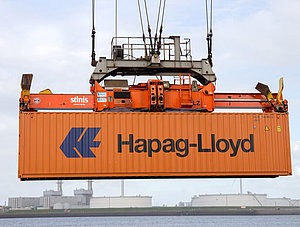 Hapag-Lloyd Container an Kran