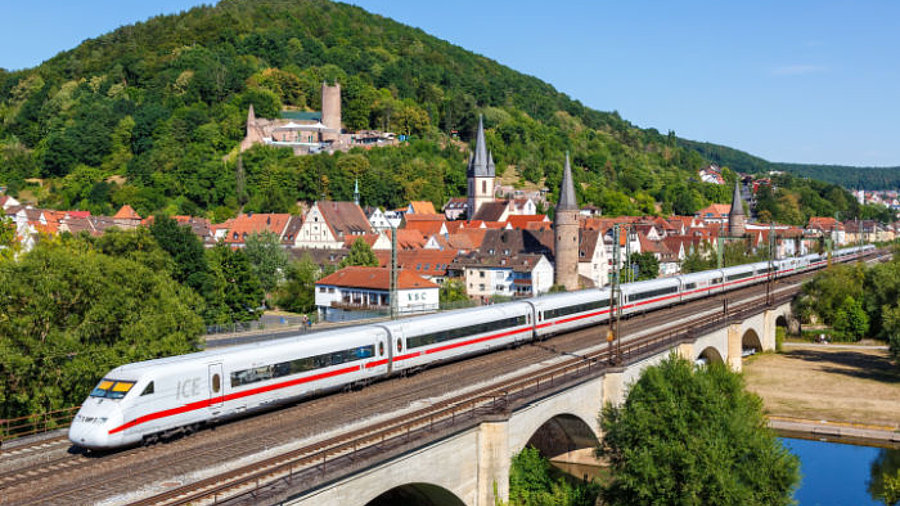 Zug der deutschen Bahn