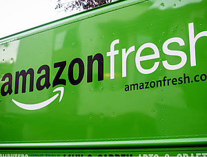 Amazon Fresh Logo LKW