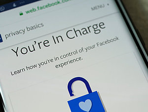 Facebook Privacy auf Smartphone